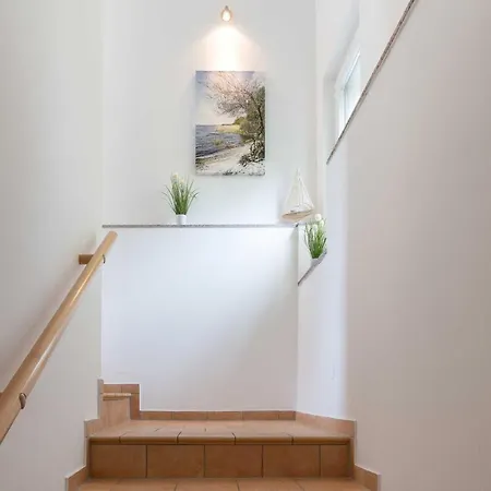 Gerhart-hauptmann-strasse 1a Waldblick